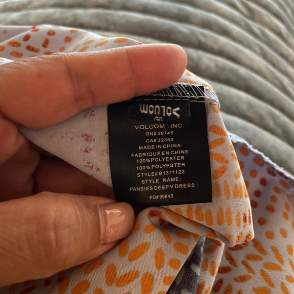 Volcom dress - Picture 3 of 3